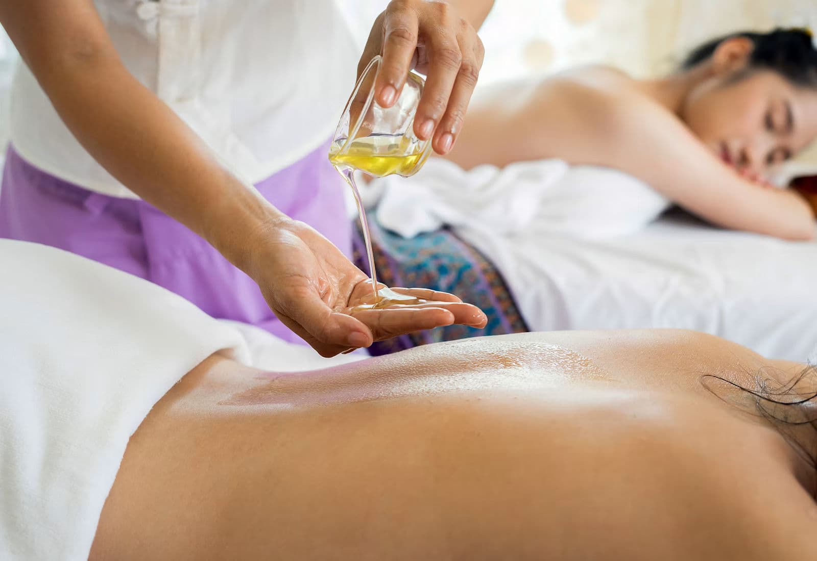 Four Hands Massage